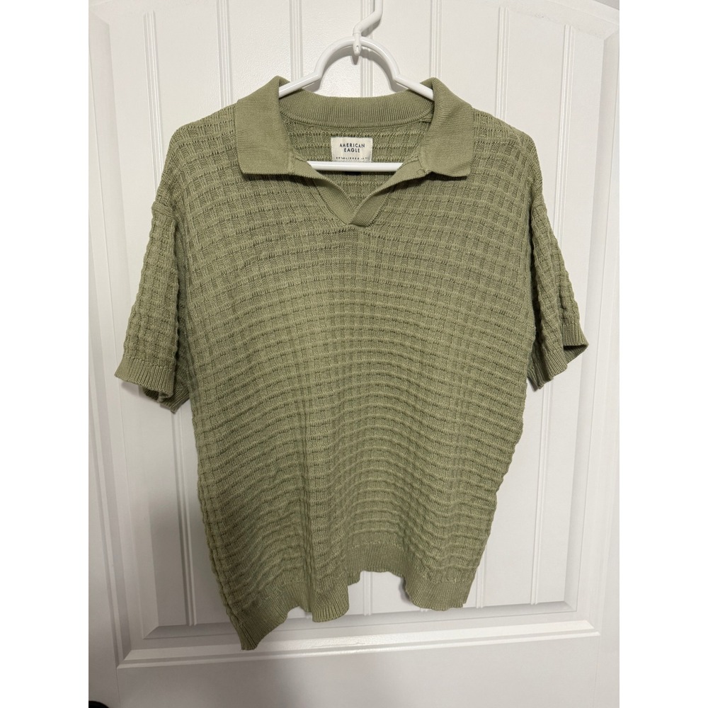 American Eagle Knit Polo Mens Medium Sage Green Textured Grid V-Neck EUC